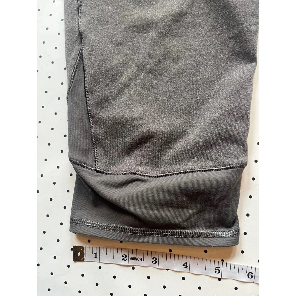 Alo Yoga Womens Medium Knee Length Leggings Gray Ruched Hem Yoga Workout